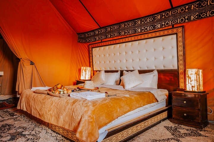 Merzouga Overnight Camel Trek: Luxury Glamping on Erg Chebbi photo 5
