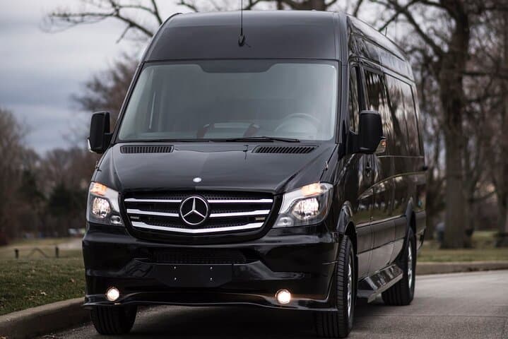 San Francisco Private Luxury Transfer and Personalized Chauffeur Tour photo 3
