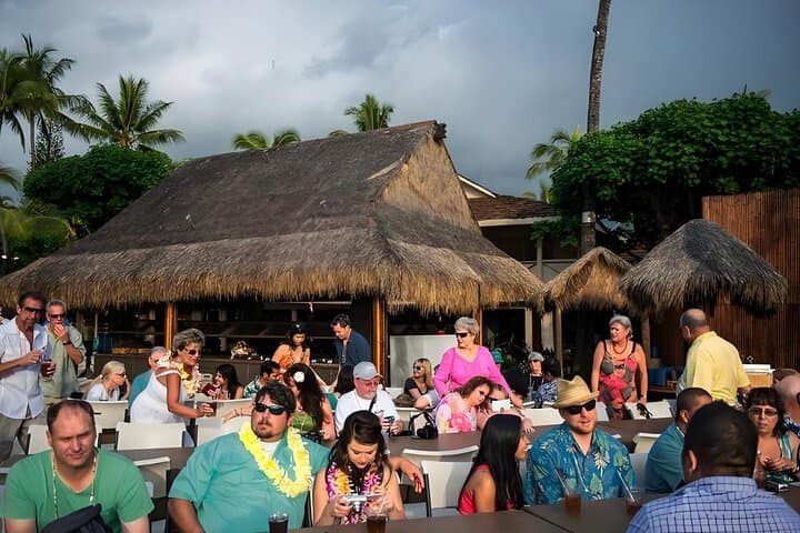 Private Waikiki to Paradise Cove Luau Transfer — Stress-Free Ride to Ko Olina photo 3