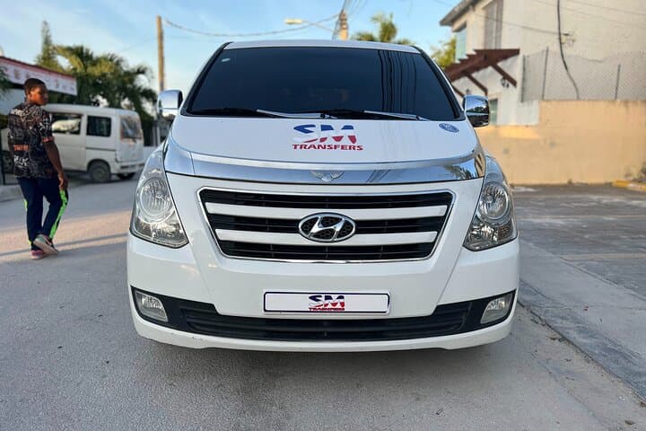 Punta Cana PUJ Private Round-Trip Airport Shuttle — Smooth Transfers to Hotels