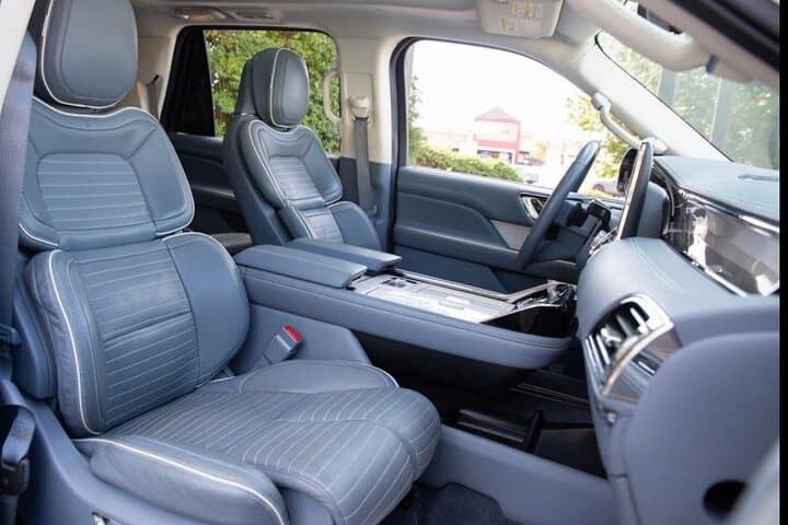 Private 5-Hour Luxury North Shore & Honolulu Custom SUV Tour photo 4