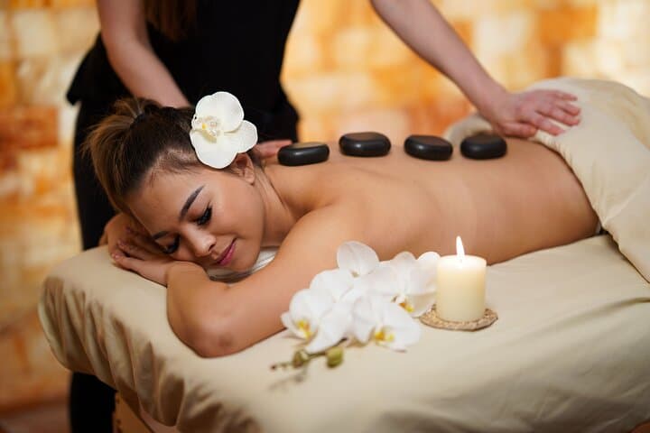 Las Vegas Couples Hot Stone Massage & Salt Cave Halotherapy Retreat photo 6