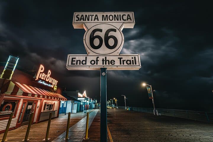 Unveiling the Haunting Secrets of Santa Monica's Ghost Tour