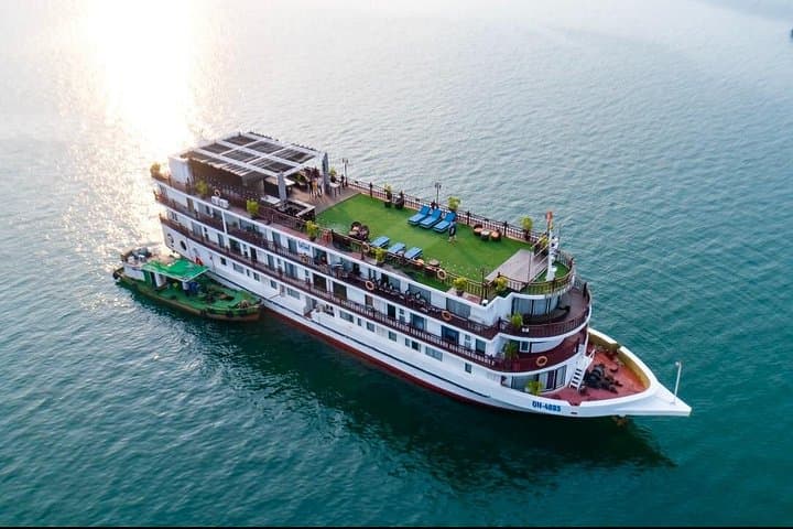 Ha Long Bay 2-Day, 1-Night Cruise — Sung Sot Cave, Titop Island & Kayaking photo 2