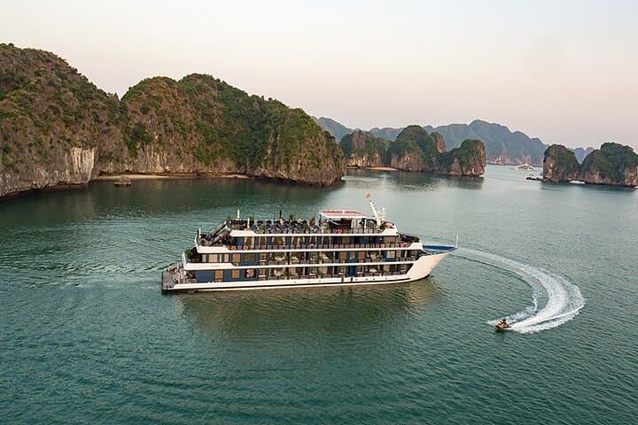 Halong Bay 2-Day Luxury Overnight Cruise: Halong, Lan Ha & Bai Tu Long photo 3