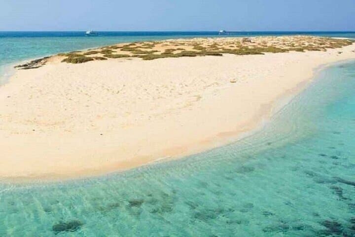 Full-Day Snorkel to Hamata & Qulaan Islands from Marsa Alam photo 4