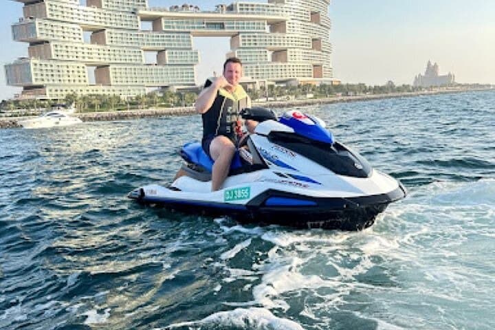 Dubai Jet Ski: Burj Al Arab Skyline Ride photo 4