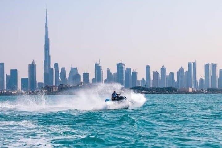 Dubai Jet Ski: Burj Al Arab Skyline Ride photo 2