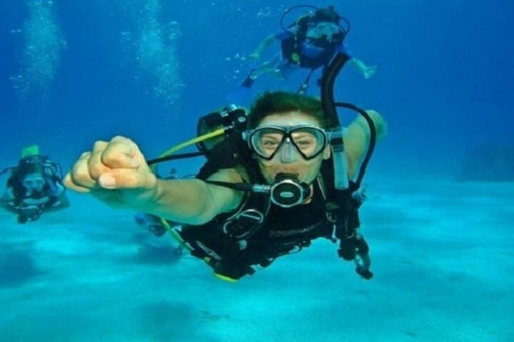 Beginner Scuba Diving Boat Trip in Marsa Alam — 2 Dives with Lunch on the Red Sea photo 4