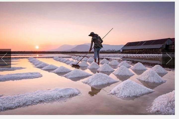 Kampot Day Tour: Pepper Farm, Cave Temple, Secret Lake & Kep Crab Market