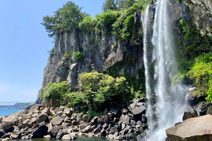 Exploring Jeju’s Scenic Central Coast: A Private Full-Day Adventure photo 4