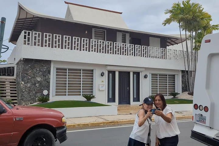 Santurce Salsa Route: Barrio Obrero to 15th Street — Cultural Walking Tour photo 3