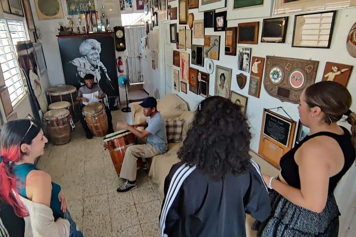 Santurce Salsa Route: Barrio Obrero to 15th Street — Cultural Walking Tour photo 4
