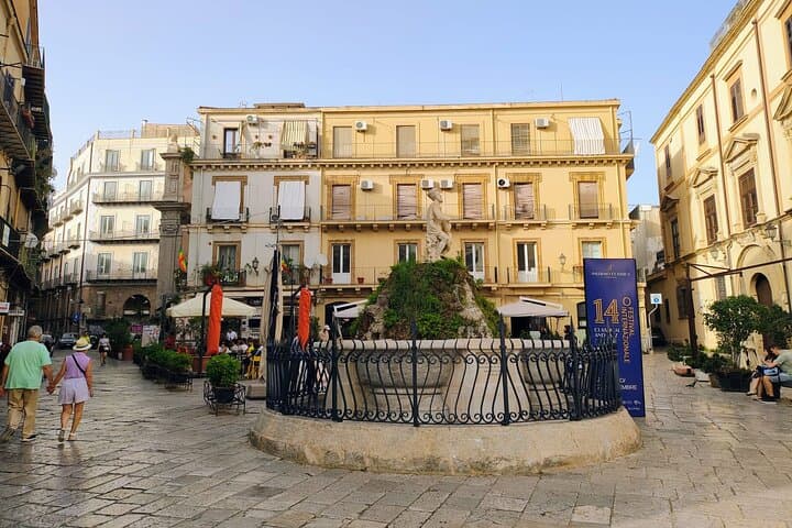 Hidden Palermo Bike Tour & Organic Marsala Wine Tasting photo 3