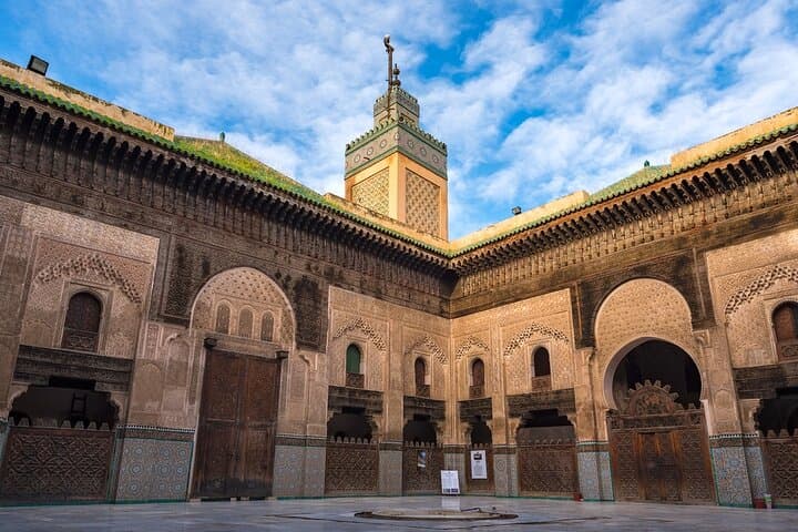 Fez in a Day: Full-Day Guided Tour with Lunch from Casablanca