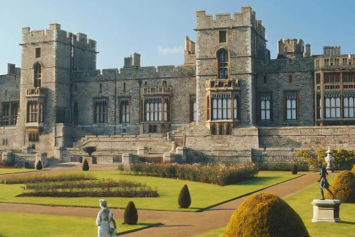 Stonehenge, Windsor Castle & Bath: Private Chauffeur Day Tour from London photo 6