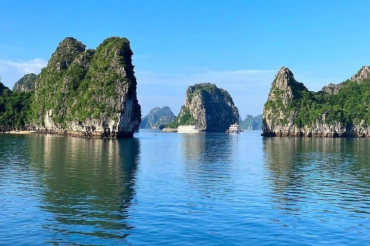 Bai Tu Long Bay Hidden Gem Day Cruise — Off-the-Beaten-Path Halong Bay Tour photo 3