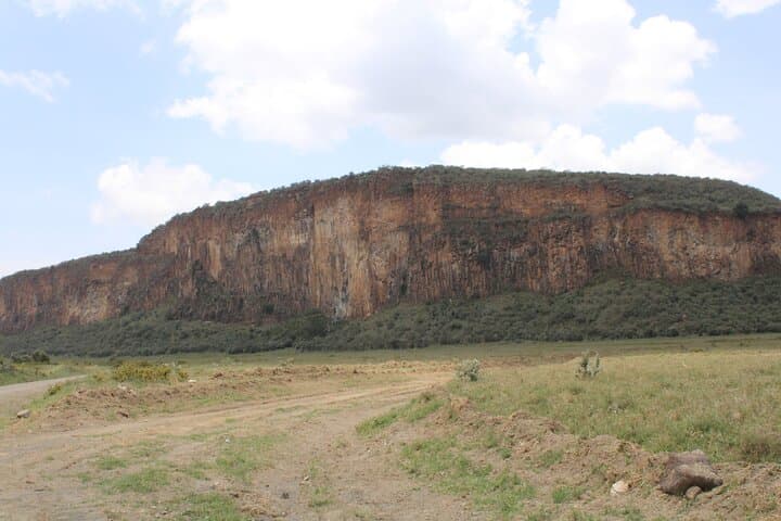 Overnight Mount Longonot, Lake Naivasha & Hell's Gate: Hike, Bike and Rift Valley Views