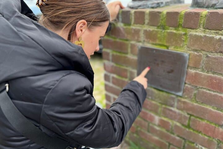 Escape Delft: Self-Guided 3 km City Walk with Puzzles and History photo 4