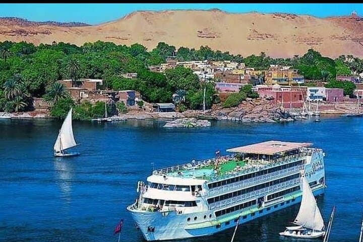 Five-Day Luxor to Aswan Nile Cruise: Temples, Tombs & River Sundecks