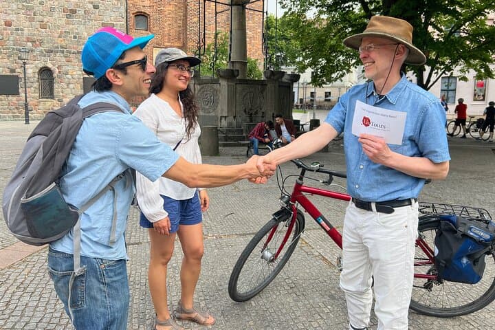 Private Berlin E-Bike Tour: Highlights & Hidden Gems of the City photo 4