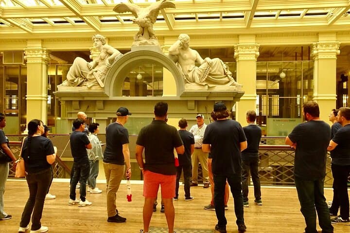 Downtown St. Louis Landmarks Walking Tour — Arch, Old Courthouse & Riverfront photo 4