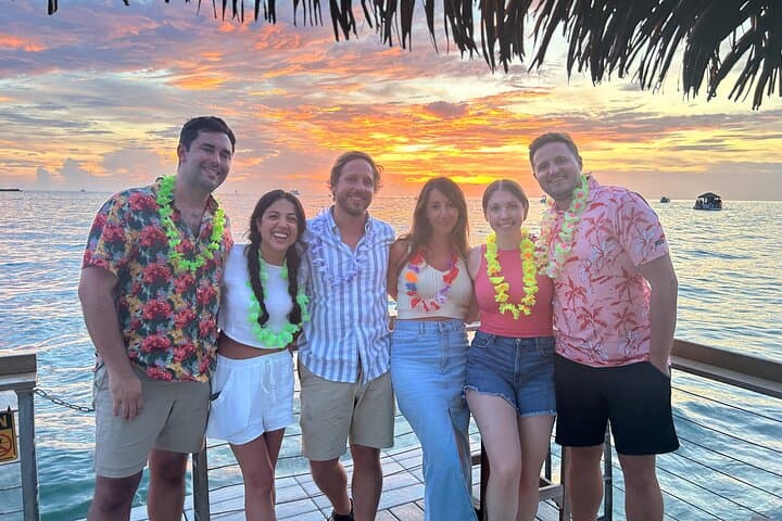 Tampa Floating Tiki Boat Private Cruise on the Downtown Riverwalk photo 3