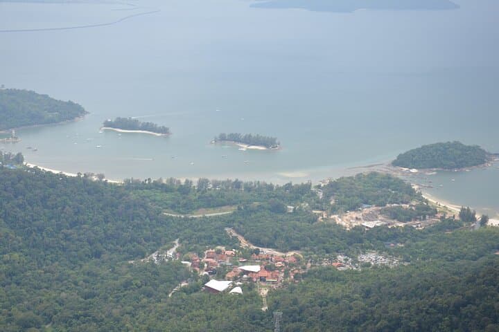 Langkawi Cable Car & Eagle's Nest SkyWalk — Private Full-Day Scenic Tour Guide photo 4