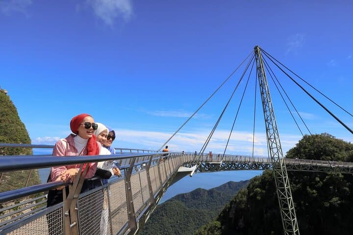 Above the Canopy: Langkawi Cable Car & Sky Bridge Adventure