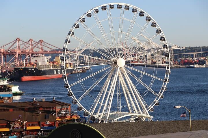 Private Downtown Seattle Full-Day Chauffeur Tour: Pike Place, Space Needle & Kerry Park photo 5