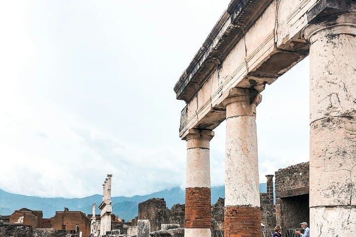 Shared Shuttle from Naples to Pompeii: Easy Round-Trip Transfer to the Archaeological Park photo 3
