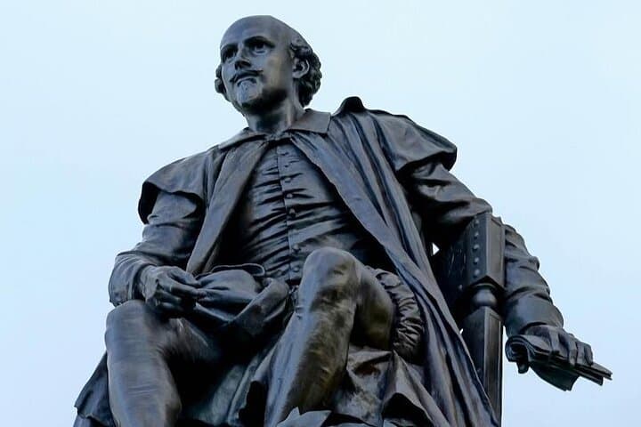 Self-Guided Shakespeare Walking Tour in Stratford-upon-Avon photo 4