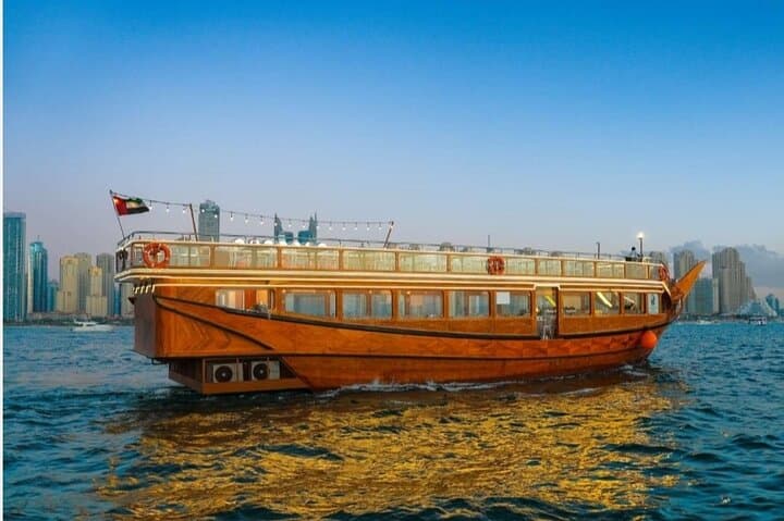 Dubai City Tour Plus Dhow Dinner Cruise: A One-Day Dubai Experience