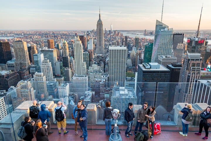 Early Access Empire State Building & Optional Top of the Rock — Midtown Walking Tour photo 1