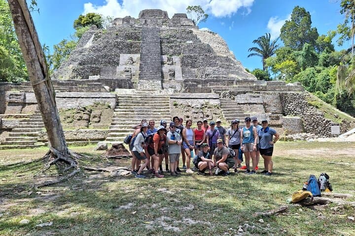 Lamanai Mayan Ruins Riverboat Tour from Belize City — Guided Day Trip with Lunch photo 4