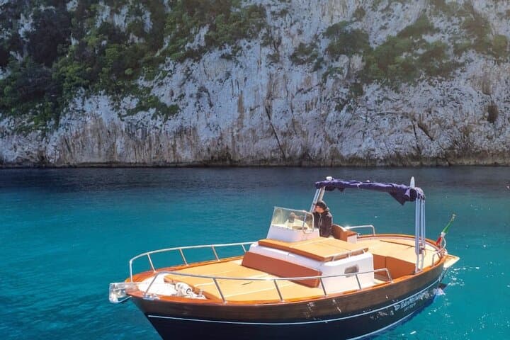 Half-Day Boat Trip Around Capri: Caves, Swimming & Snorkeling photo 2