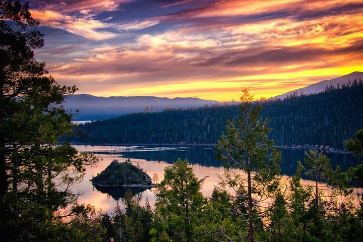 Half-Day Lake Tahoe Scenic Tour from Reno: Emerald Bay, Sand Harbor & Incline Village photo 4