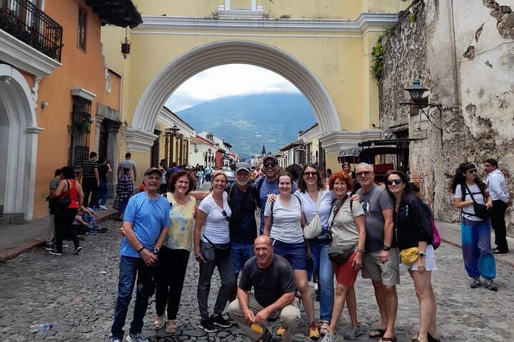 20-Day Private Guatemala Tour — Volcanoes, Mayan Ruins & Hidden Pools photo 3