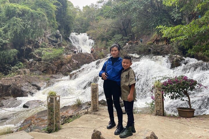 Full-Day Private Drive from Nha Trang to Da Lat: Railway, Waterfalls & Crazy House