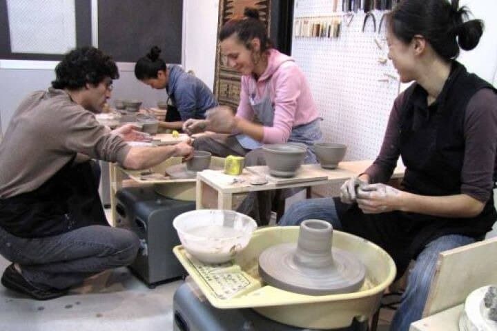 Tokyo 6-Hour Private Walking Tour and Pottery Workshop in Shirokane