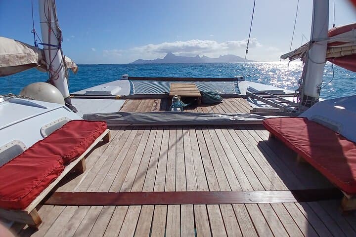 Private Half-Day Sailing on Tahiti's Blue Lagoon with Snorkeling and Wreck Dive photo 5