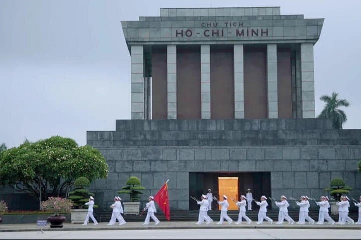 Hanoi to Fansipan: 7-Day Halong Bay, Ninh Binh & Sapa Adventure photo 3