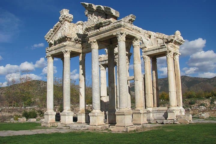 Aegean Legends: Ephesus, Pamukkale & Priene — 3-Day Cultural Tour from Istanbul photo 2