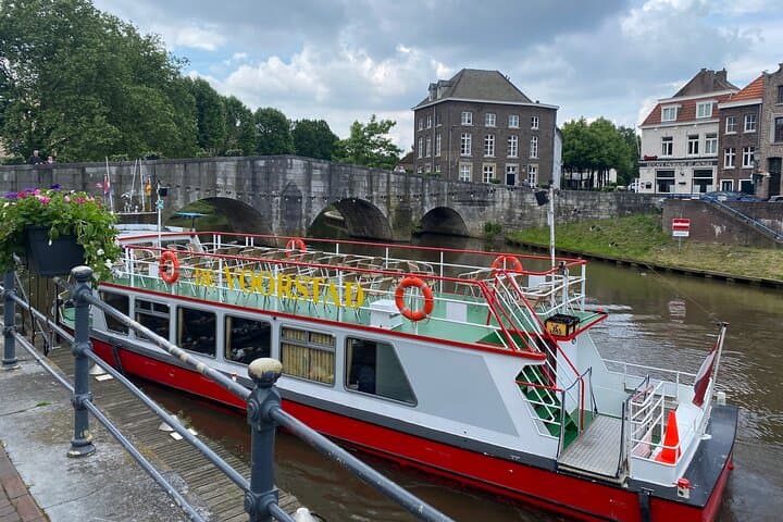 Roermond Escape Walk: Puzzle Tour Along the Maas photo 2