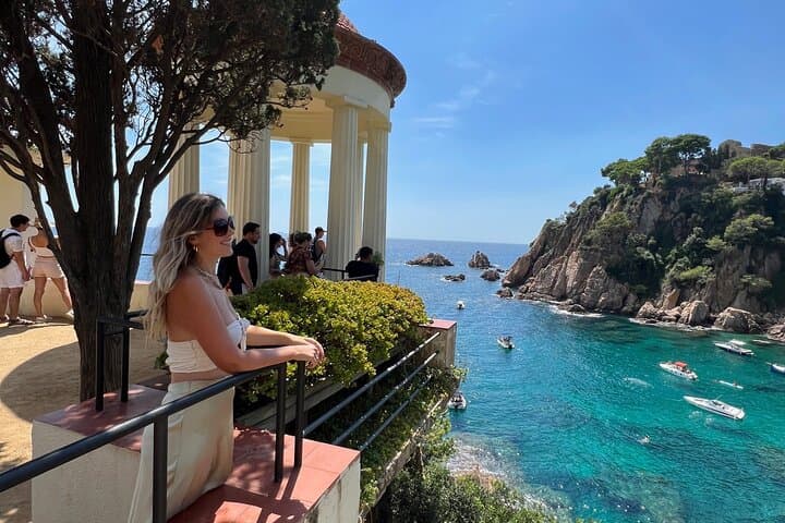 Costa Brava Wine & Tapas with Marimurtra Garden: Day Trip from Barcelona