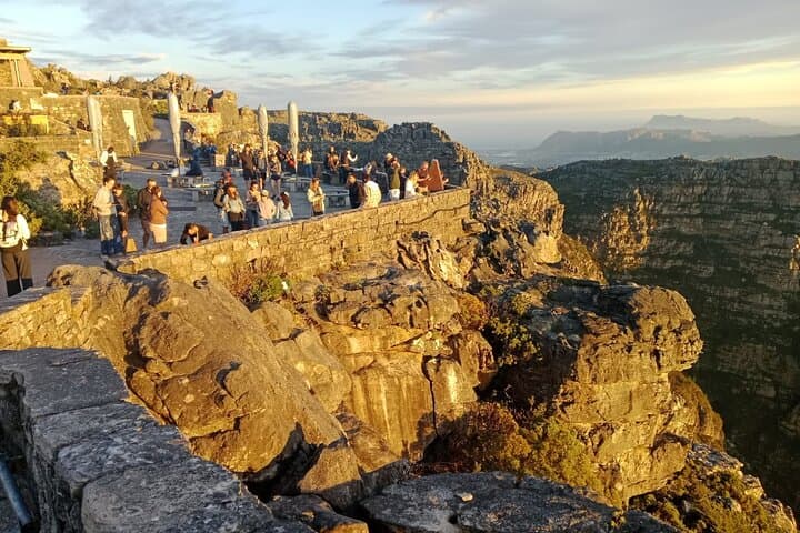 Half-Day Table Mountain Cable Car Ride & Bo-Kaap Cultural Tour — Cape Town Views photo 2