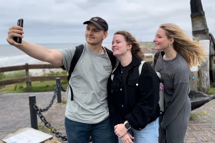 Interactive Puzzle Walk Across Norderney: Self-Guided Family Adventure