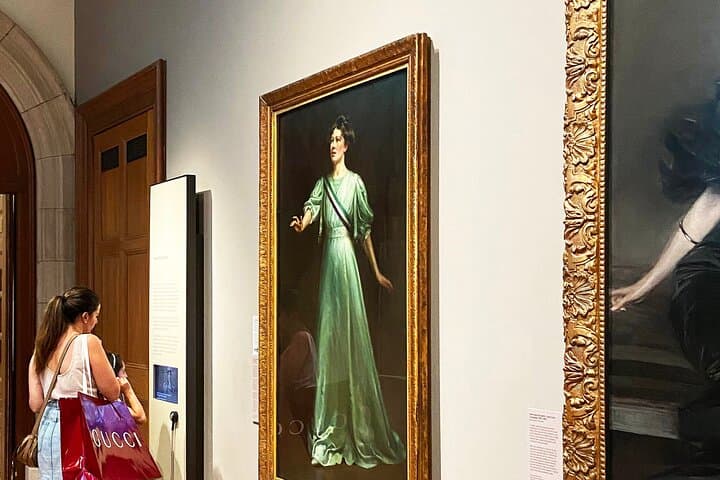 Rogues and Rebels: Private National Portrait Gallery Tour in London photo 3
