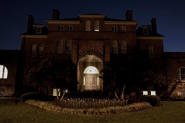 Raleigh Ghost Walk — Haunted Urban Legend Tour in Downtown Raleigh photo 6