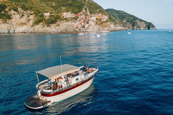 Cinque Terre Sunset Boat Tour — Golden Hour Cruising from Levanto